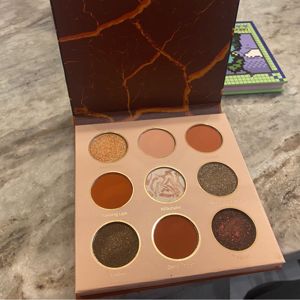 Eyeshadow bundle - Picture 5 of 6